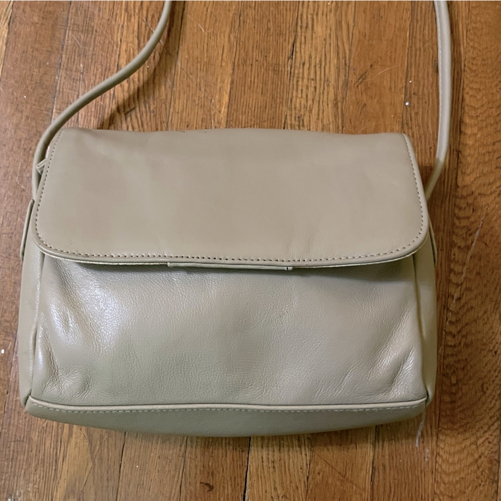 Vintage NWOT Carlo D’Santi Leather Shoulder Bag Cream Leather - Small